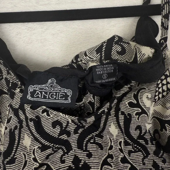Boho Paisley Handkerchief Hem Cami Top Black White Flowy Size Small - Picture 4 of 4
